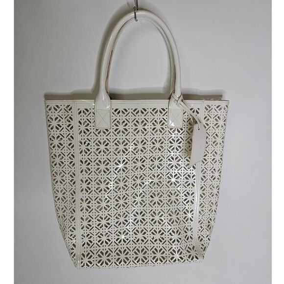 TORY BURCH White Cut-Out Patent Leather Tote Bag Lightweight Pool Beach Bag - Picture 1 of 2